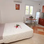 Dalmazia شقة